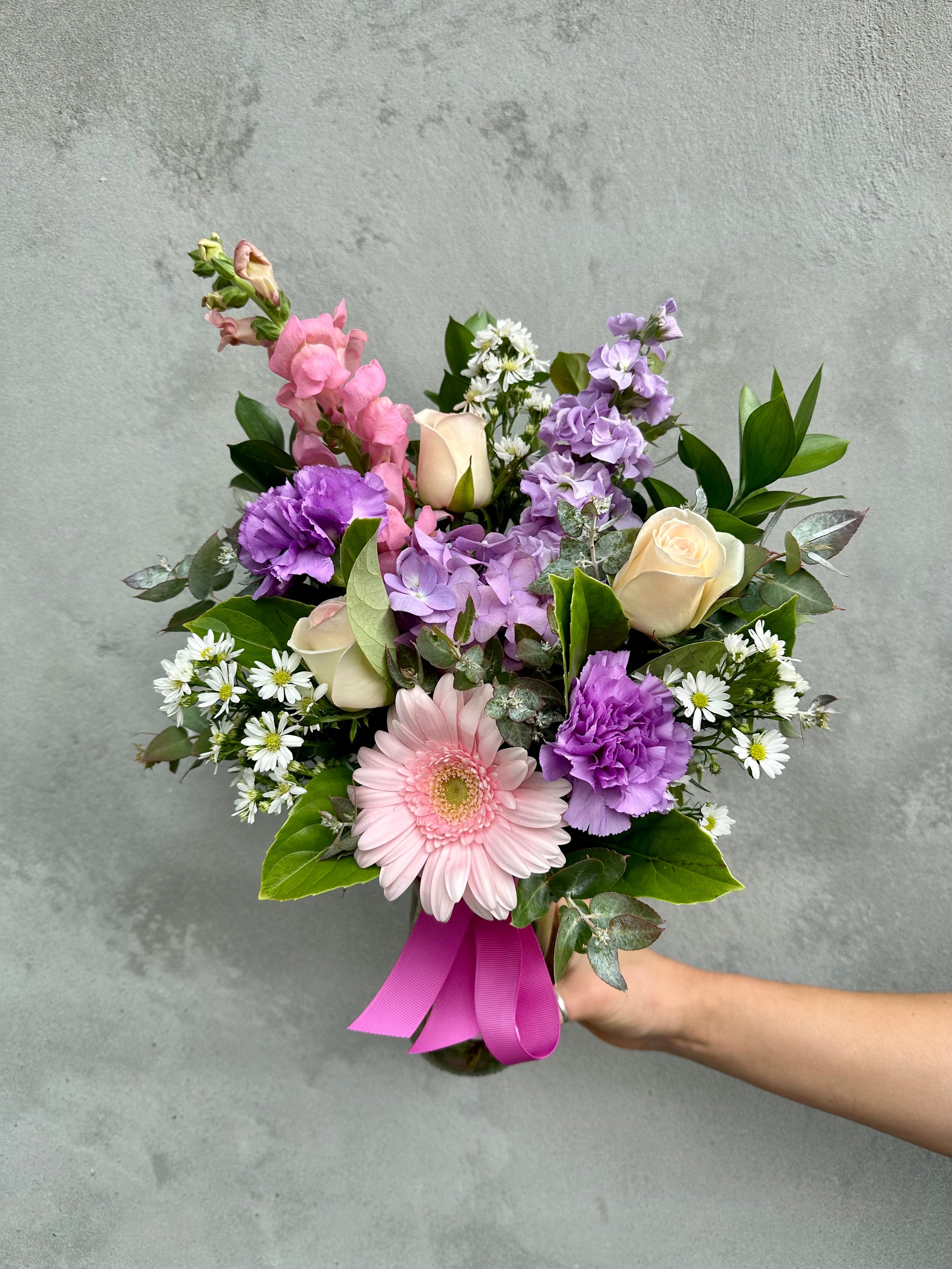 Flowers + Gifts Albury/Wodonga The Flower Girl